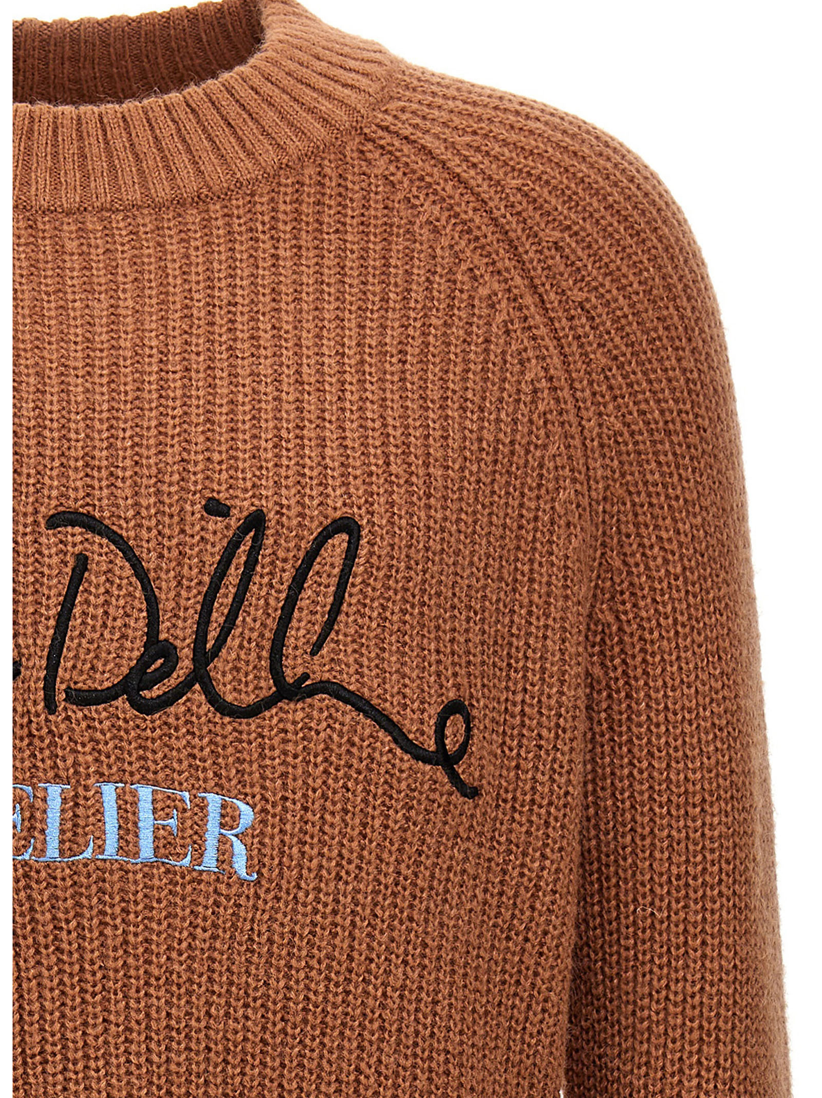 Maglione ricamo