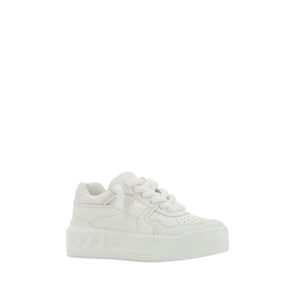 Sneakers hover