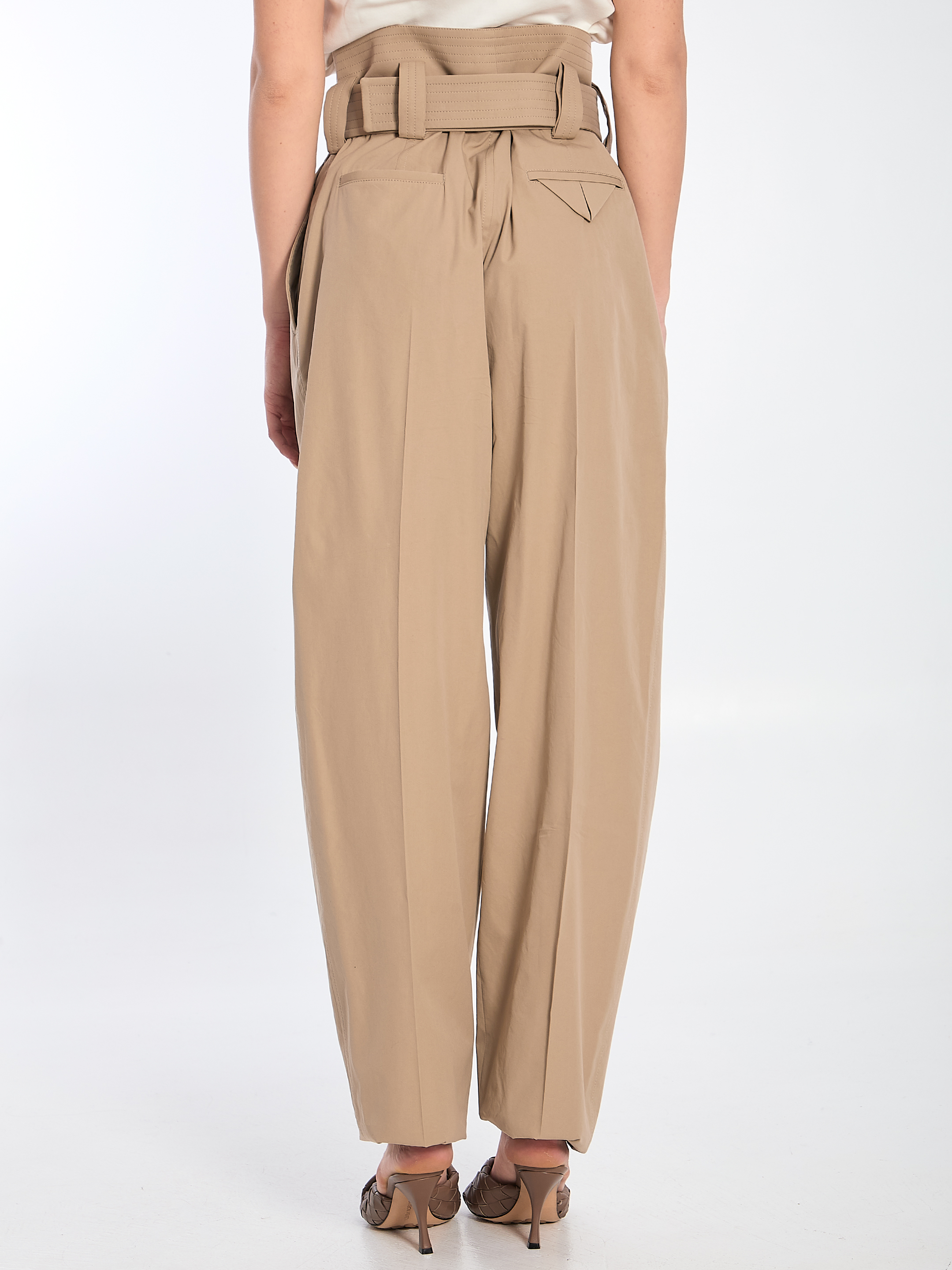Wide leg trousers