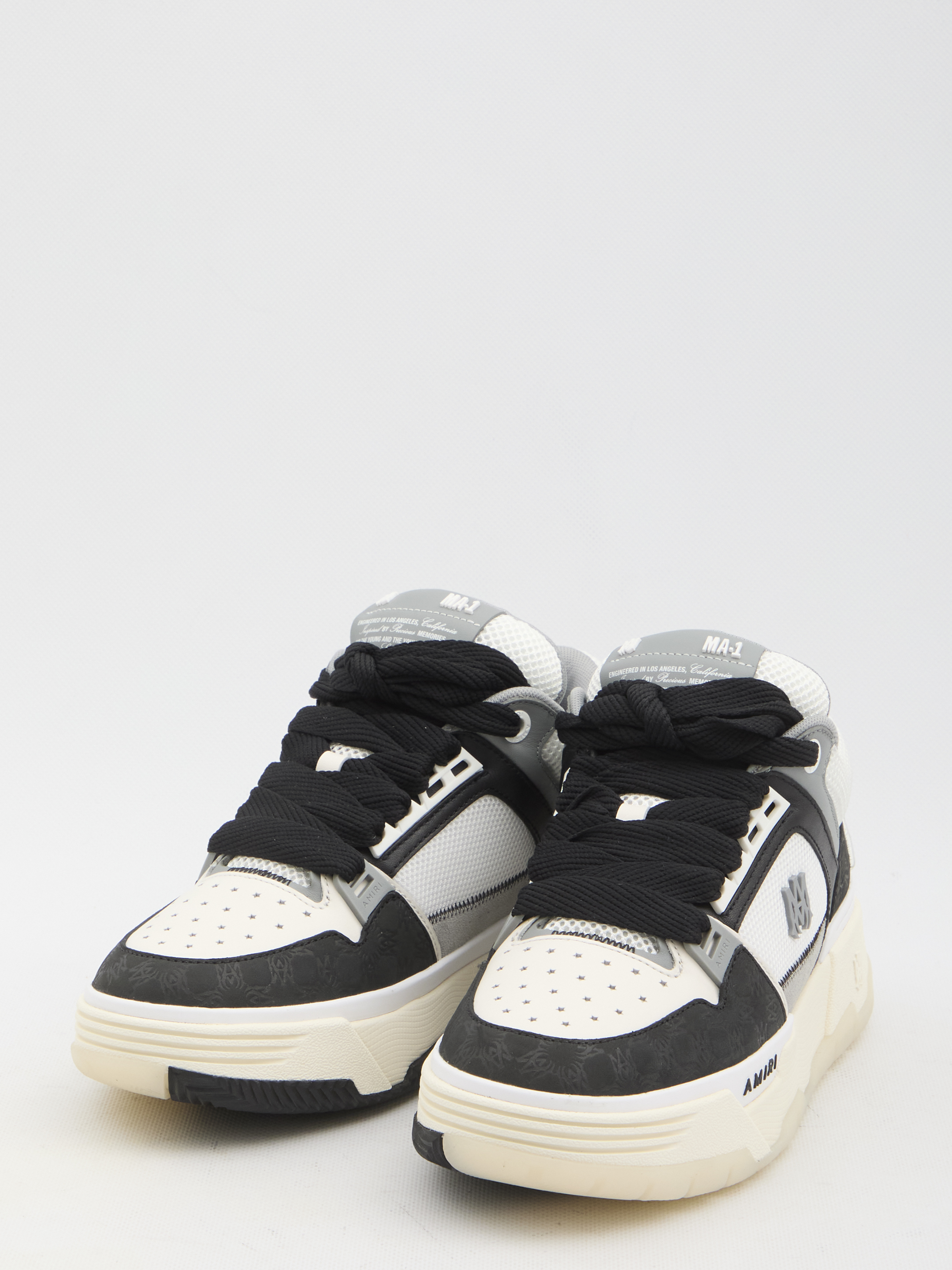 MA-1 sneakers hover