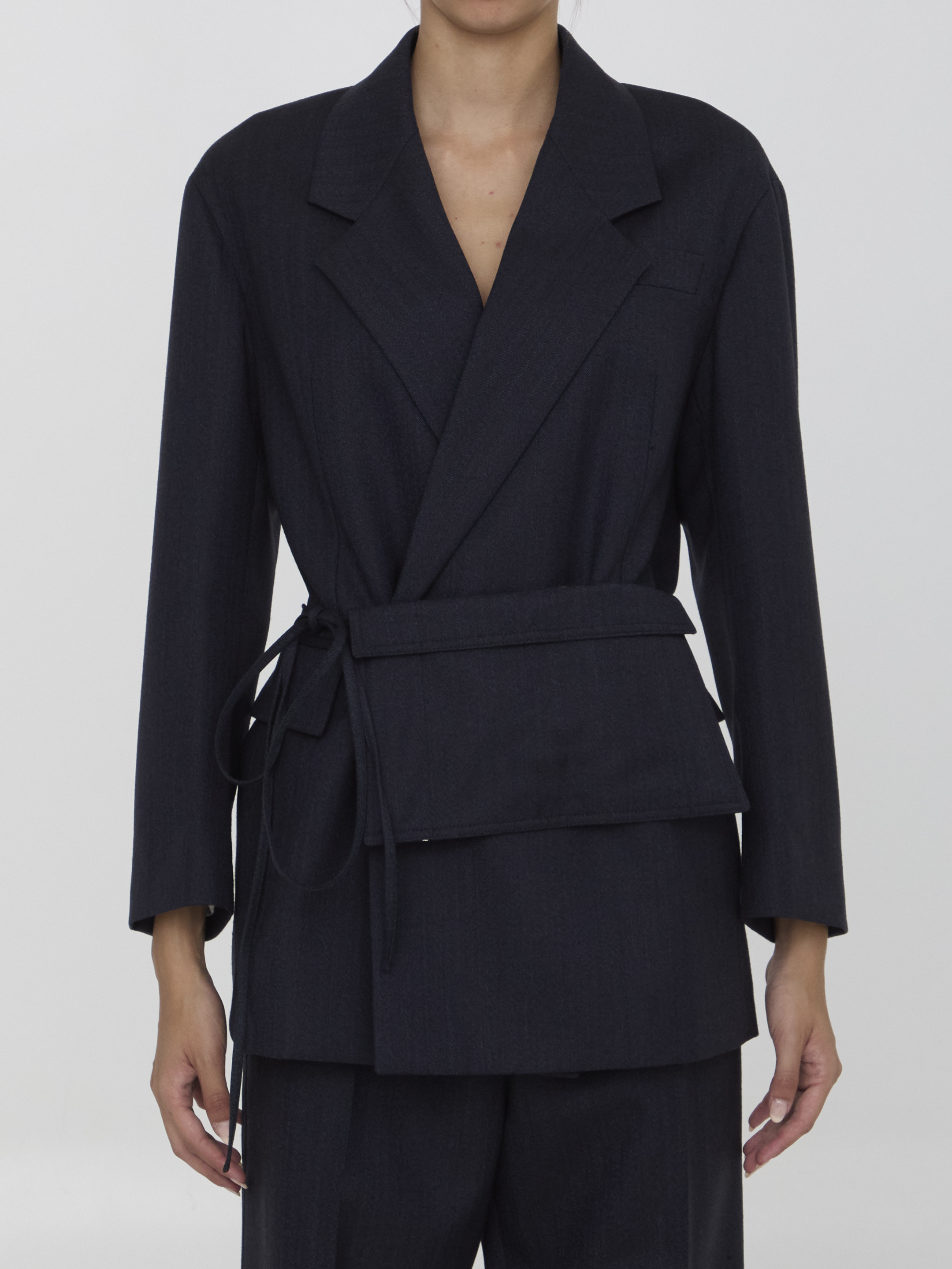 Wool jacket with belt