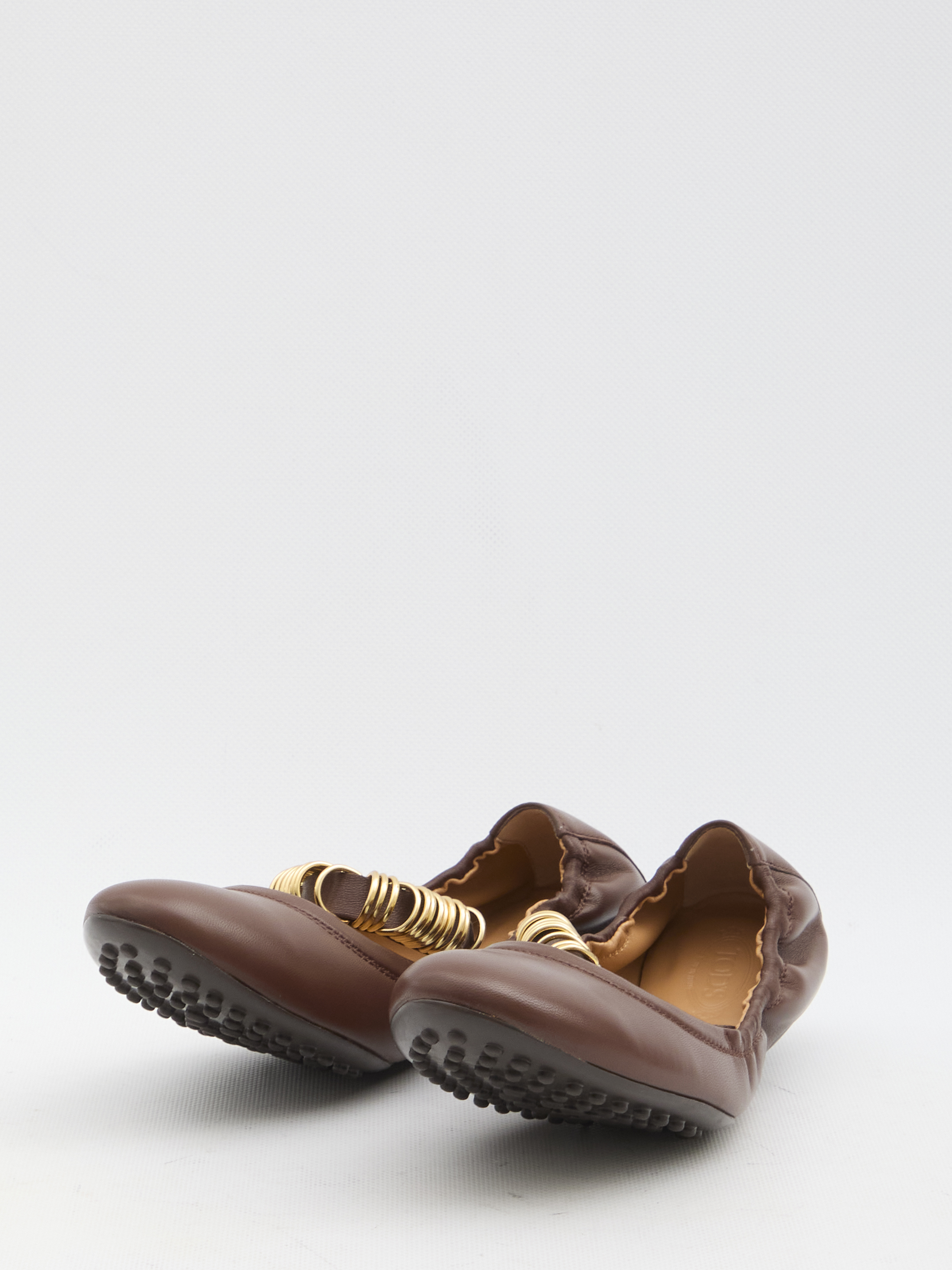 Ballet flats wit eyelets hover