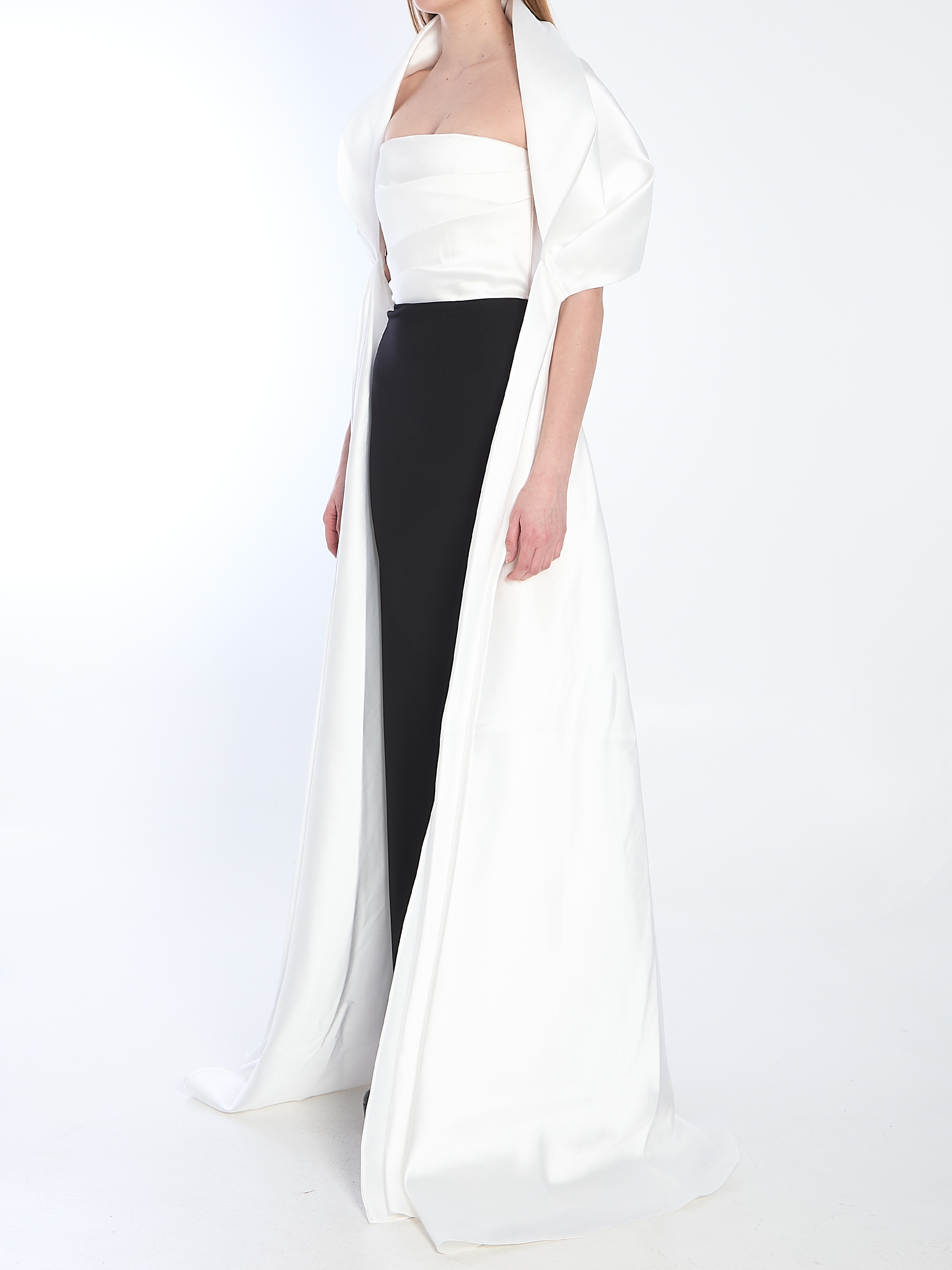 Vera long dress hover