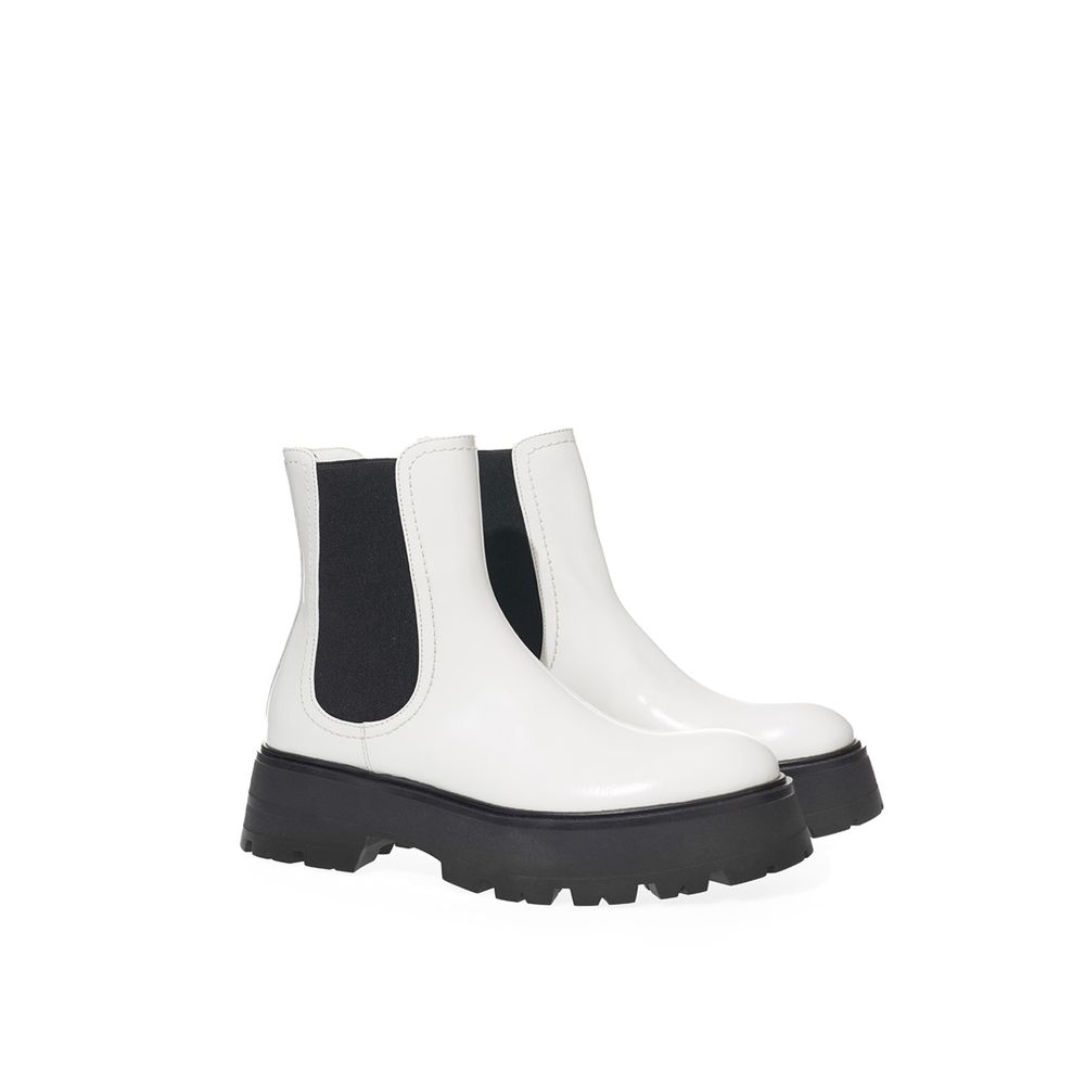 Multicolor Leather Boot